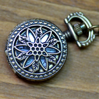 Vintage men and women necklace watch