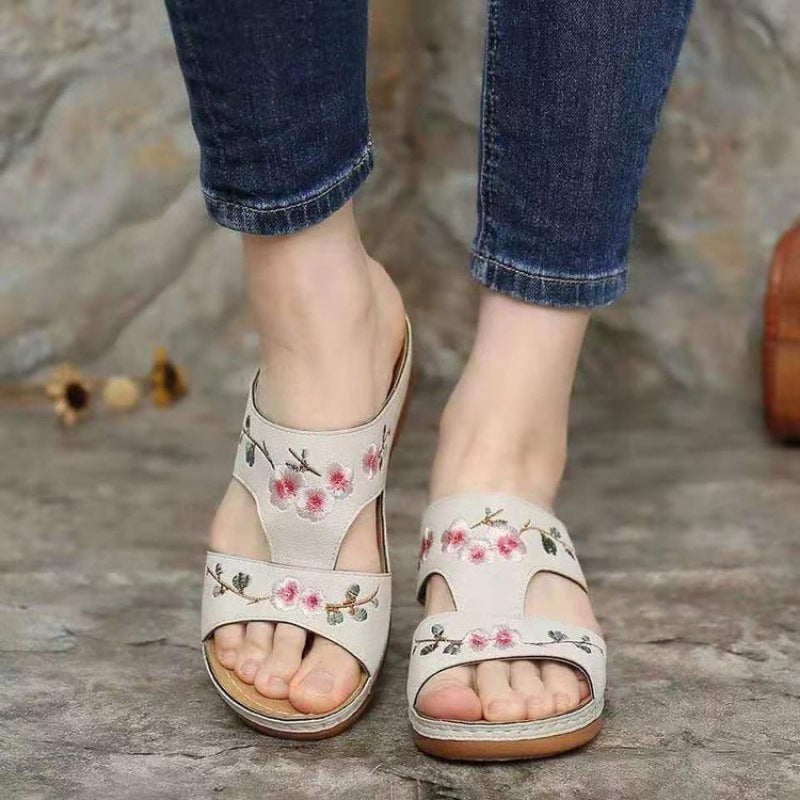 Flower Embroidered Sandals Wedge Heel Plus Size Women's Slippers null