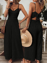 Fashionable Casual Jumpsuit With Shoulder Straps And A Bow Detail On The Back