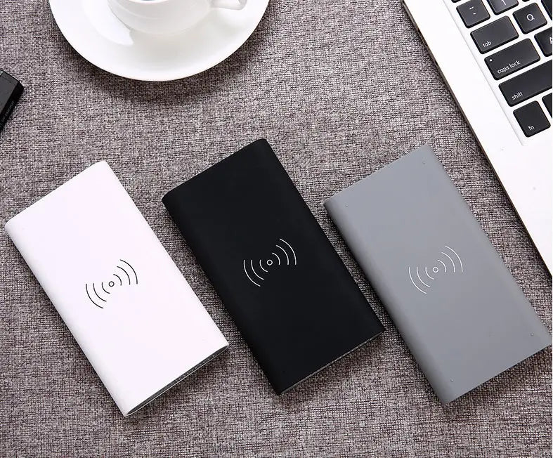 Three in one wireless charging treasure Universal mobile power large capacity charging treasure null