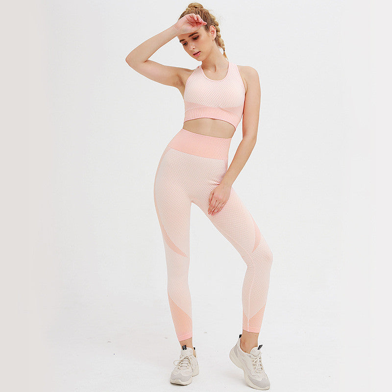 Two-piece sports bra and fitness pants null