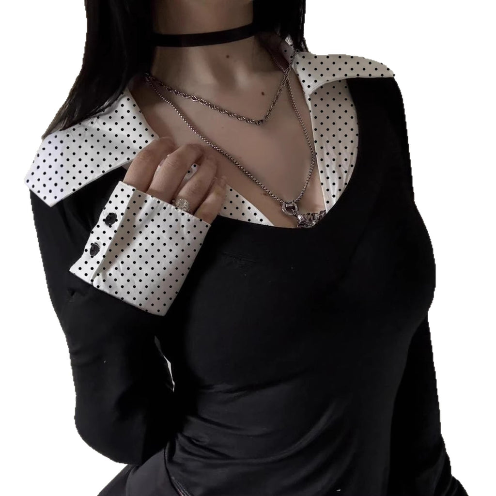 American Collegiate-style Long-sleeve Shirt With A Notched Collar And A Bold Print