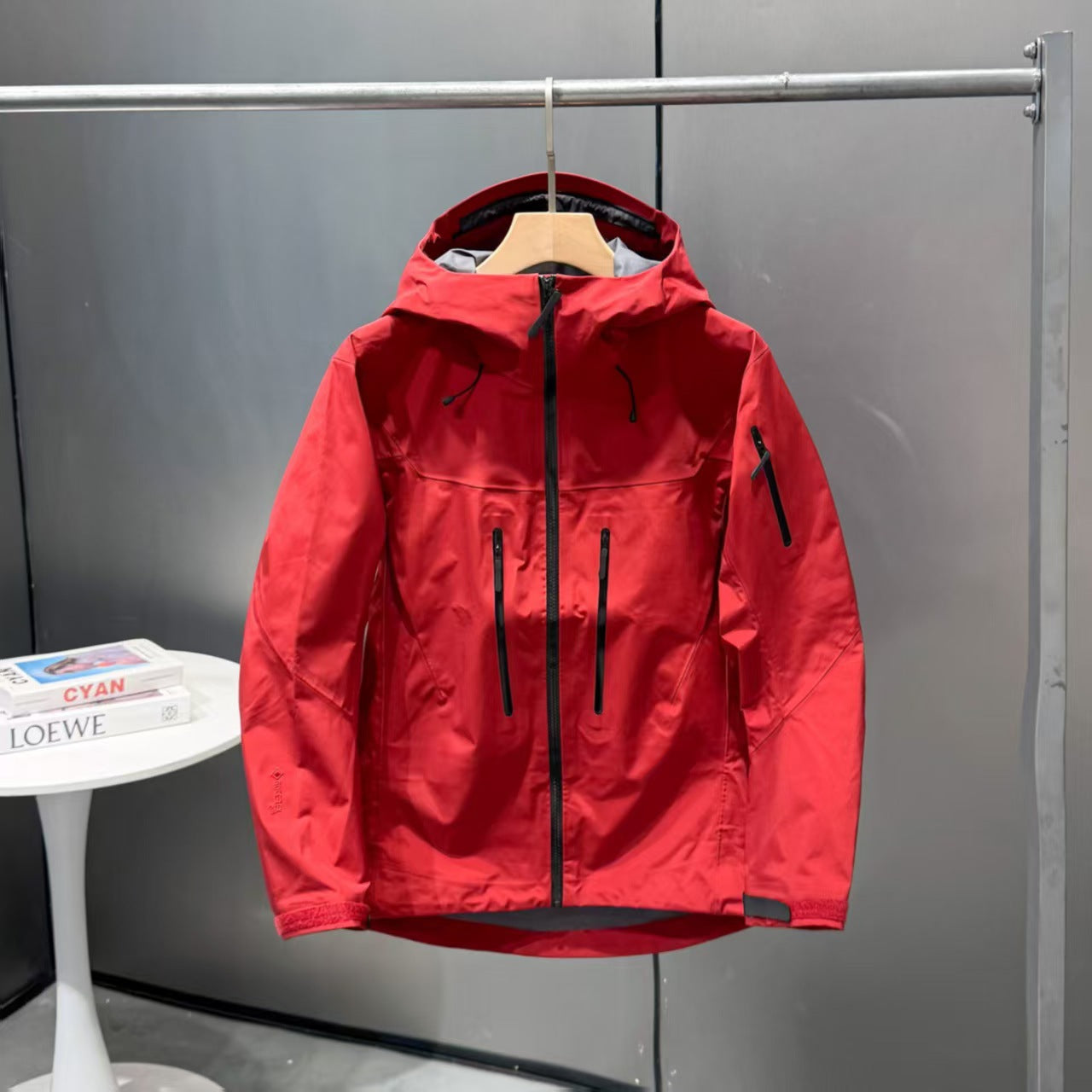 Outdoor Windproof And Waterproof Hardshell Jacket For Sports