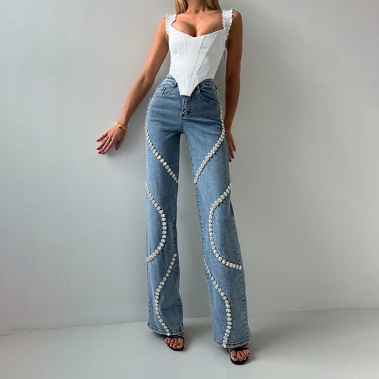 Loose Straight Leg Jeans And Fashionable Casual Pants With A Rhine Stone Denim Design Around Them Suitable For Women null