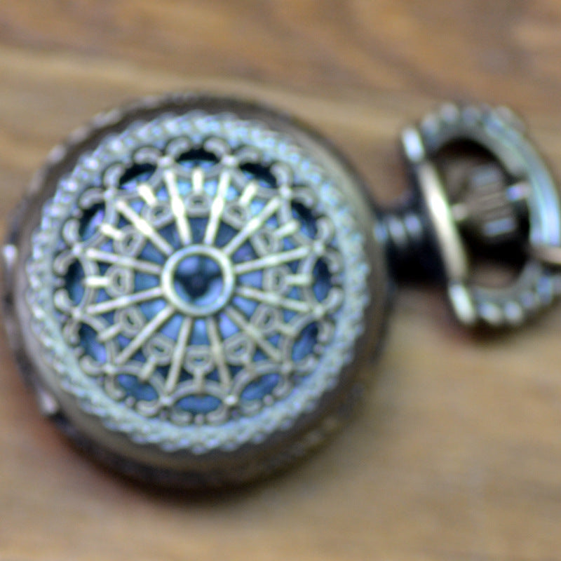 Vintage men and women necklace watch