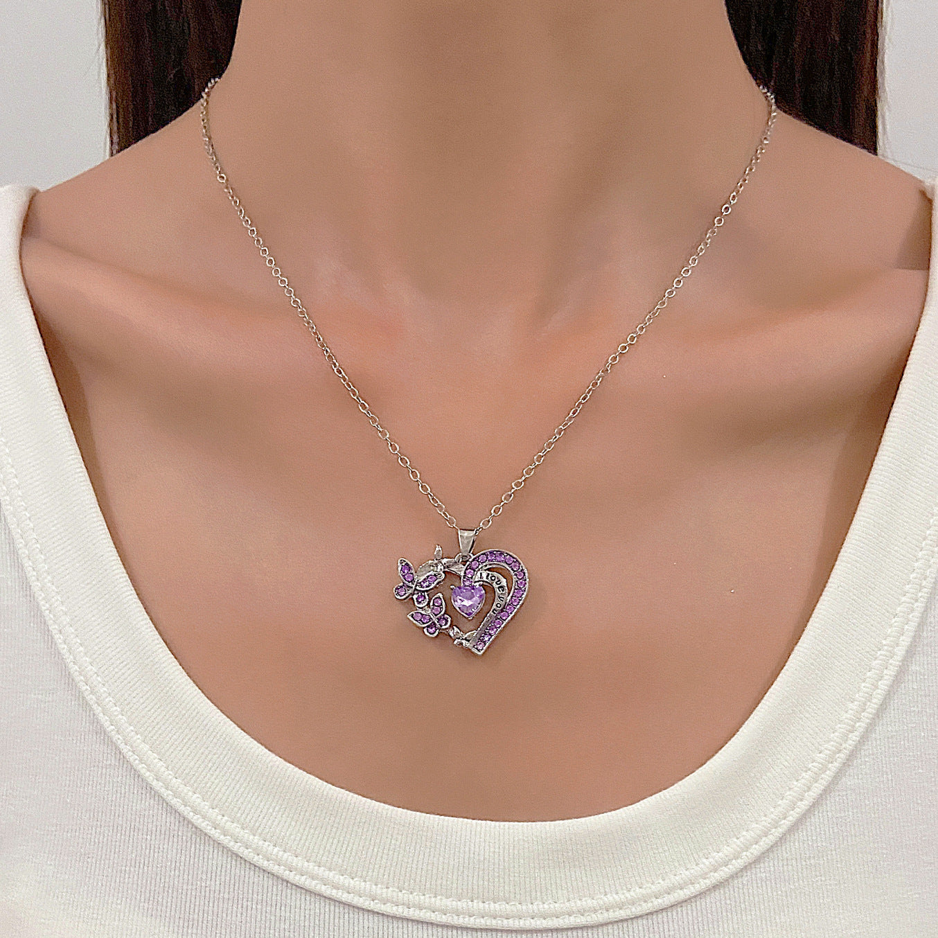 Ins Butterfly Love Necklace With Rhinestones Fashion Personality Hollow Heart-shaped Clavicle Chain Pendant Necklace For Valentine's Day null