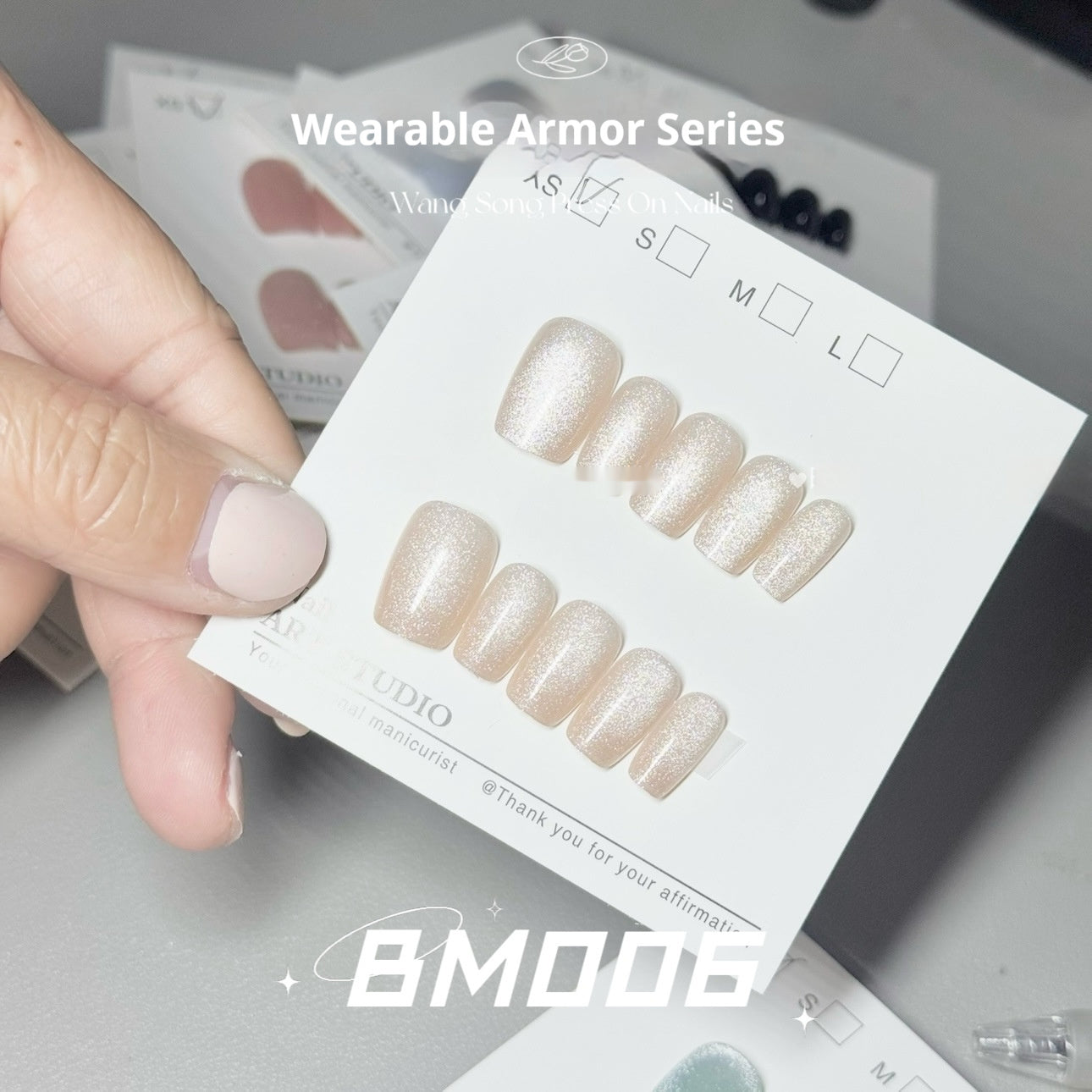 Perle de verre micro pivoine Œil de chat pur envie de porter une armure