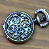 Vintage men and women necklace watch