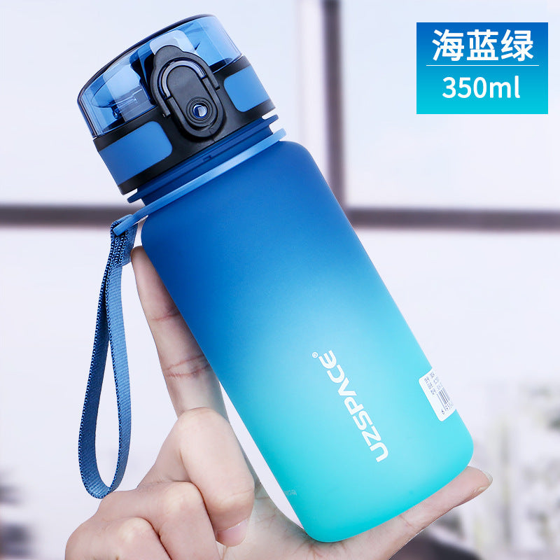 Outdoor Portable Large Capacity Sports And Fitness Water Bottle null