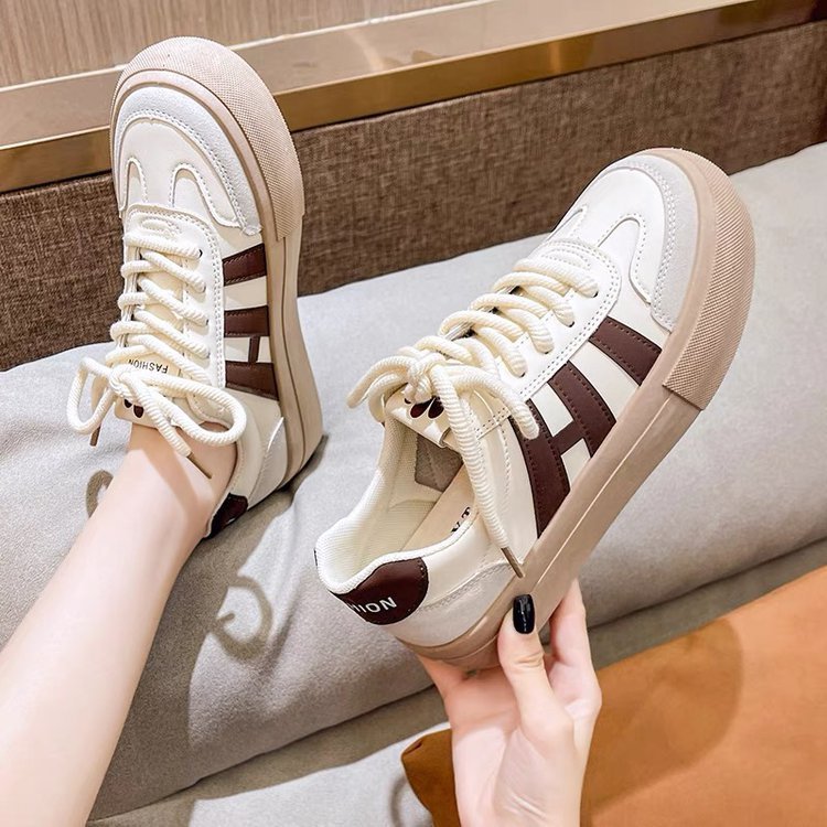 Women's Autumn Thick Bottom Retro Fashion Sports Casual Shoes null