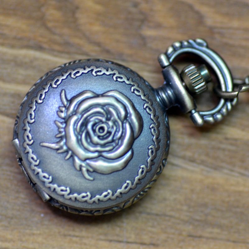 Vintage men and women necklace watch