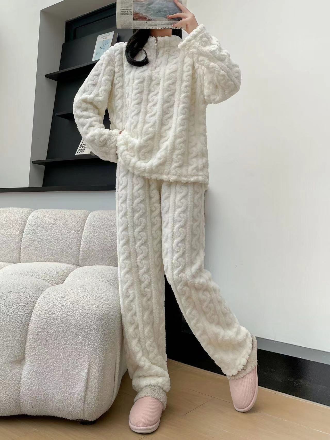 Autumn And Winter New Twist Zipper Couple Fleece-lined Thick Coral Fleece Pajamas Homewear Loungewear Sleepwear For Sleeping null