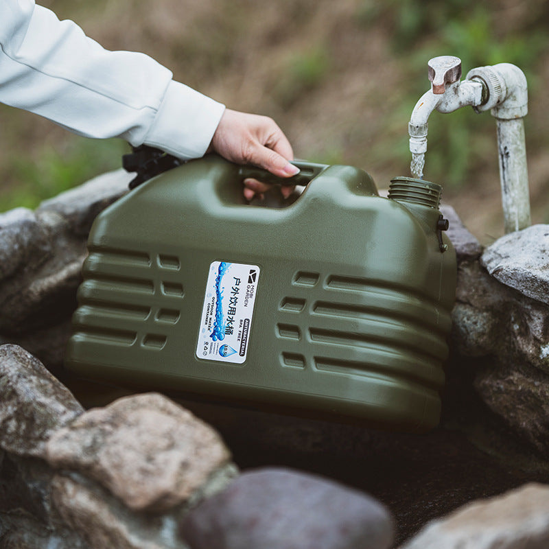 Family Outdoor Camping Vehicle Large Capacity Water Storage Tank With Faucet null