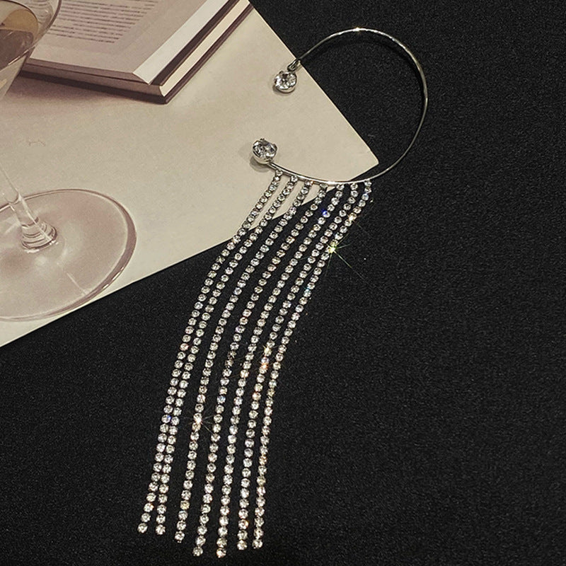 Fashionable And Simple Long Tassel Earrings null