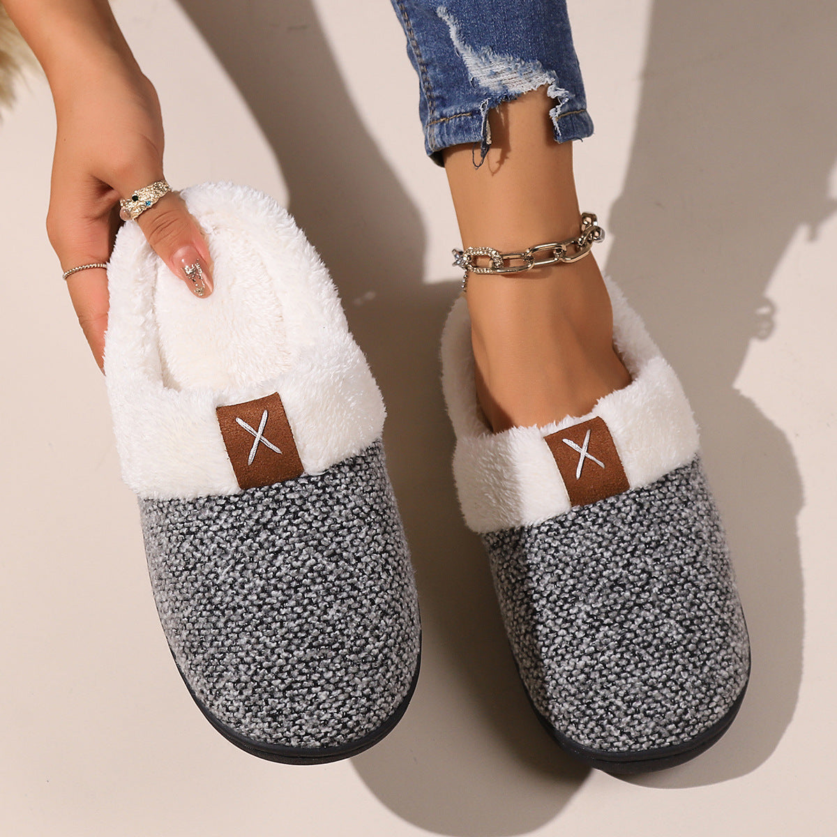 Winter Plush Slippers Fashion Thick Bottom Warm House Shoes For Women Men Indoor Bedroom Floor Slipper null