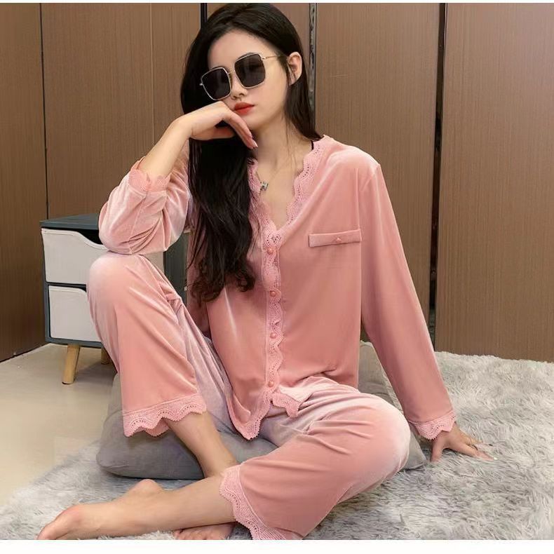 Women's Simple Printed Velvet Long Sleeves Trousers Pajamas Suit null