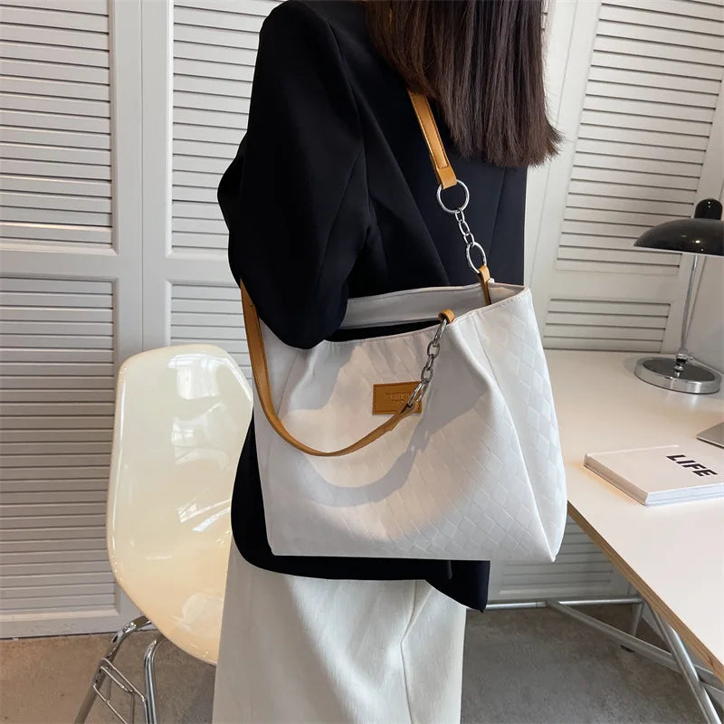 2025 New Fashionable Style High-end and Niche Commuting Handbags Large Capacity Bags Women's Versatile Shoulder Bag Tote Bags