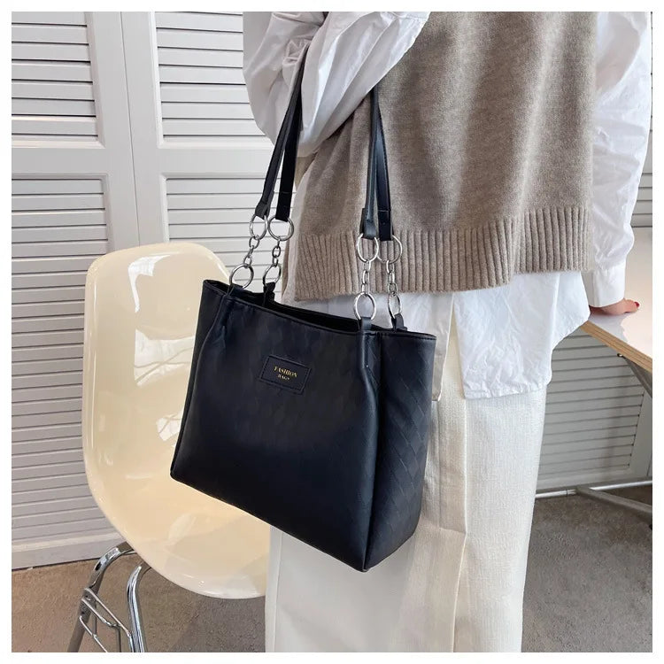 2025 New Fashionable Style High-end and Niche Commuting Handbags Large Capacity Bags Women's Versatile Shoulder Bag Tote Bags