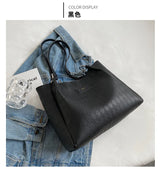 2025 New Fashionable Style High-end and Niche Commuting Handbags Large Capacity Bags Women's Versatile Shoulder Bag Tote Bags