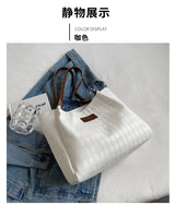 2025 New Fashionable Style High-end and Niche Commuting Handbags Large Capacity Bags Women's Versatile Shoulder Bag Tote Bags