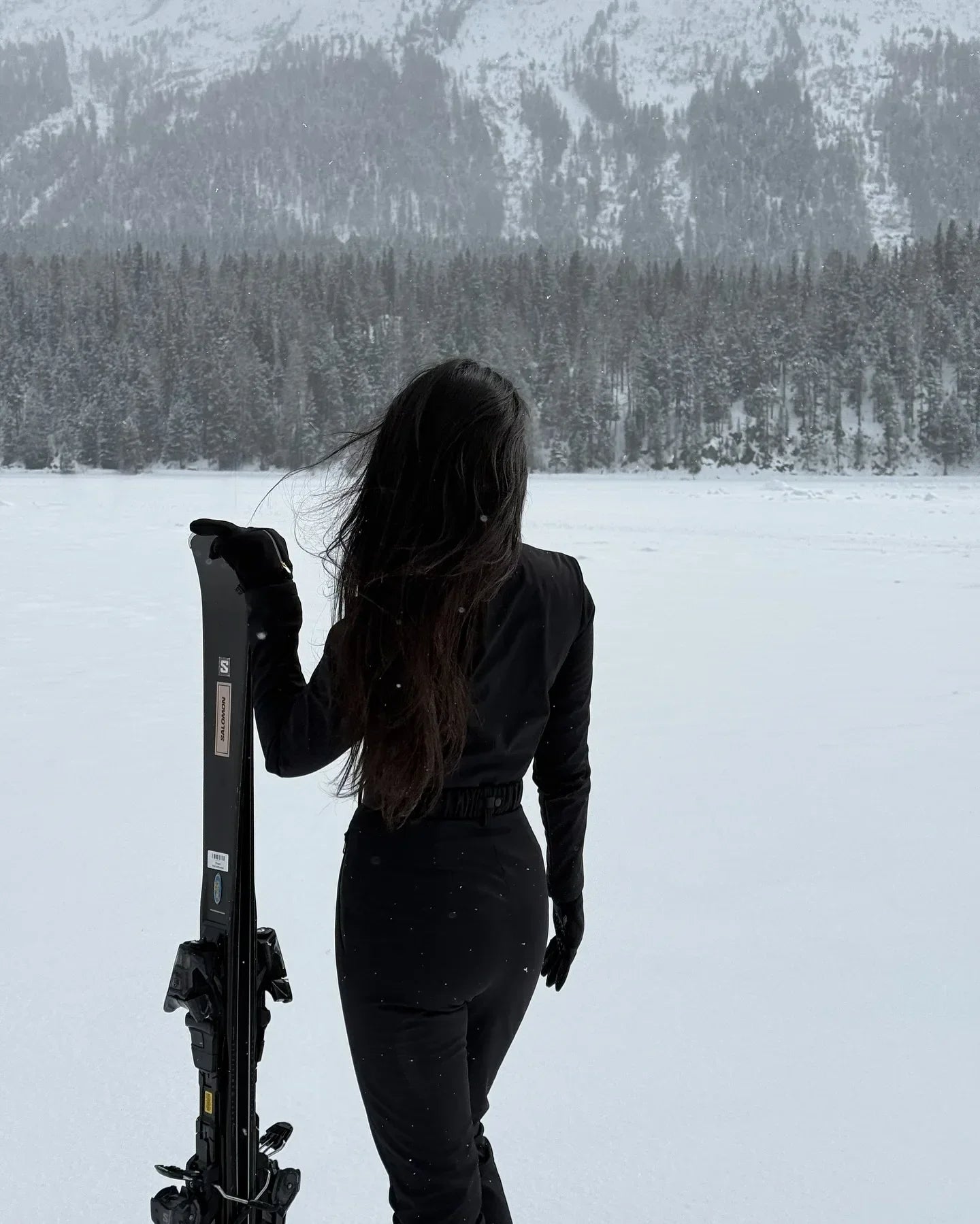 Fashion Women Slim Black Stand Collar Skiwear Chic Full Sleeve Waist Cinching High Waist Jumpsuits 2026 Lady Classic Bodysuit