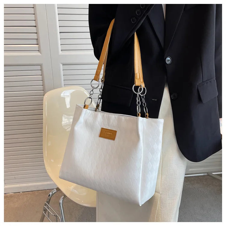 2025 New Fashionable Style High-end and Niche Commuting Handbags Large Capacity Bags Women's Versatile Shoulder Bag Tote Bags