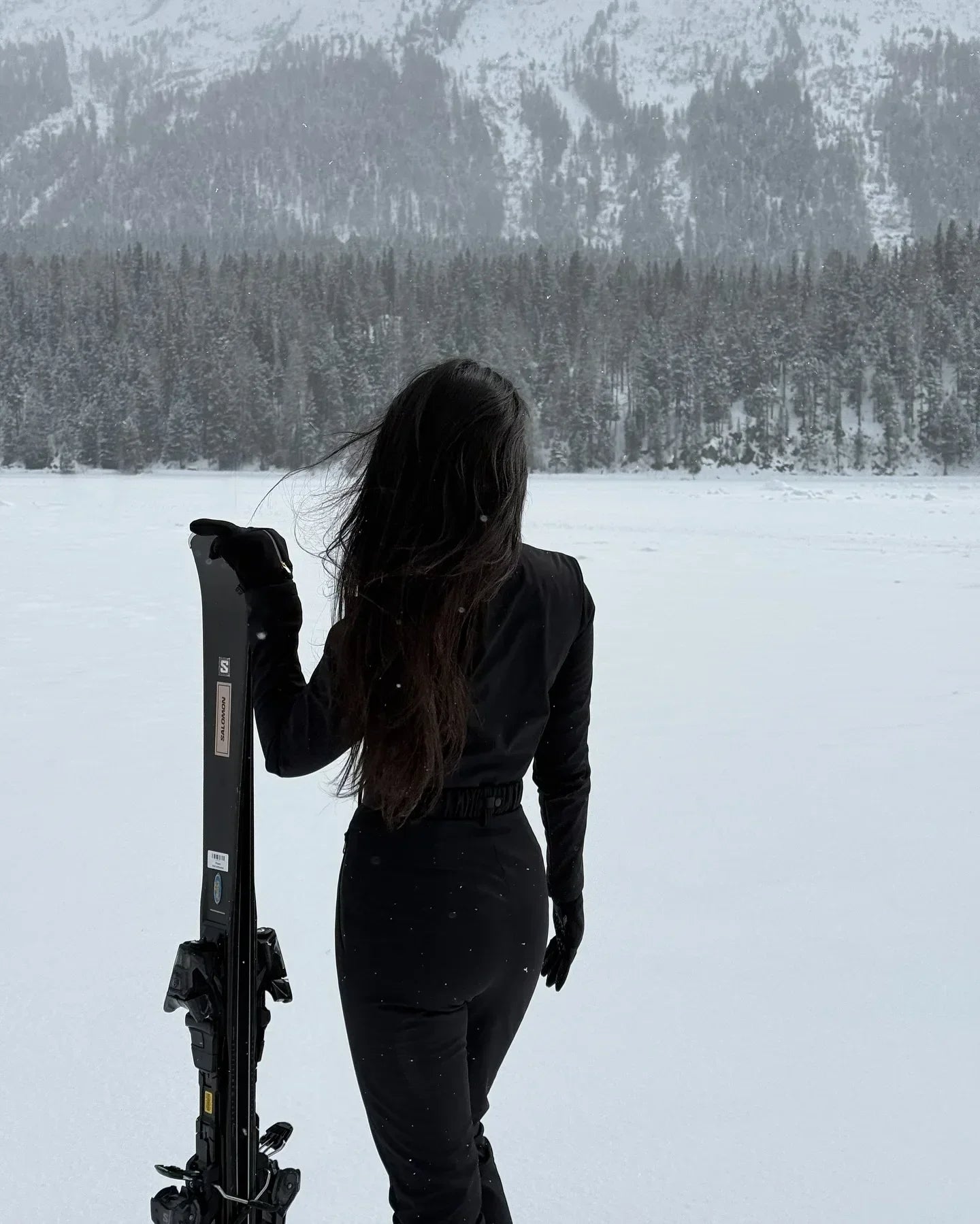 Fashion Women Slim Black Stand Collar Skiwear Chic Full Sleeve Waist Cinching High Waist Jumpsuits 2026 Lady Classic Bodysuit