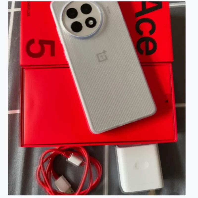 OnePlus ACE 5 Unlocked Screen 6.78 Inch AMOLED 120HZ Snapdragon 8 Gen3  6415mAh 80W SuperVOOC 50MP OIS NFC OTA Update