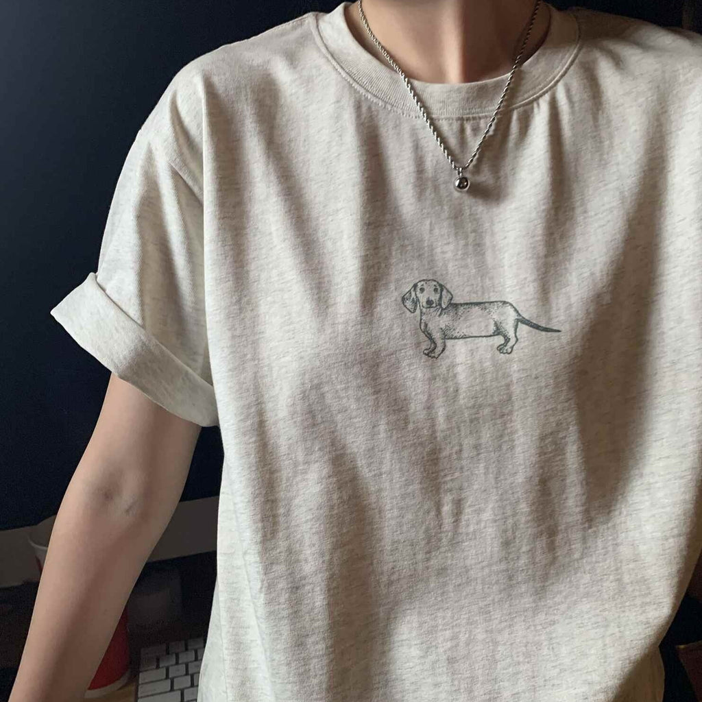 Sausage Dog Nice Oat Gray American Casual T-shirt Neutral