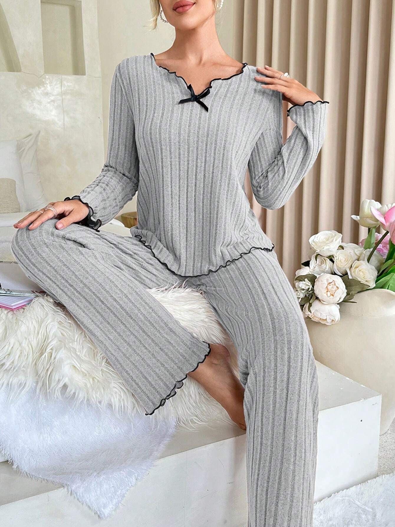 Black Edge Twisted Edge Leisure Pajamas Suit null