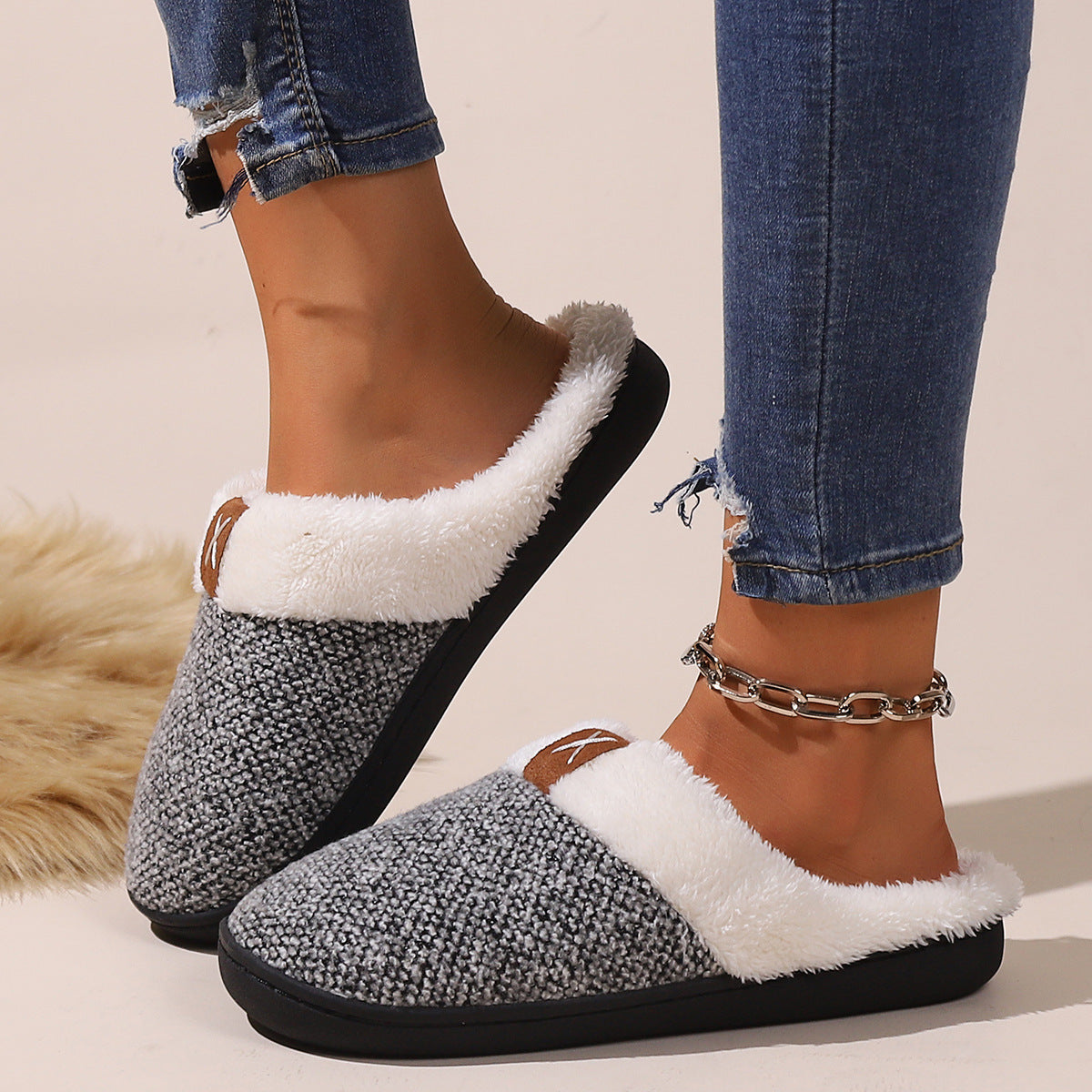 Winter Plush Slippers Fashion Thick Bottom Warm House Shoes For Women Men Indoor Bedroom Floor Slipper null