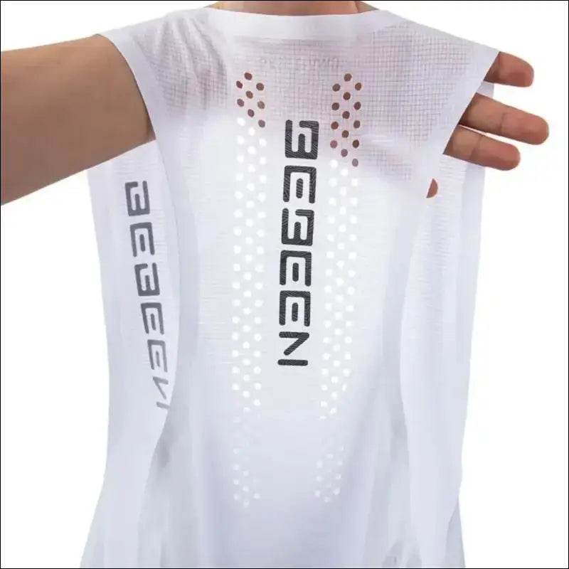 Mens Vest Mesh Breathable Quick Dry Outdoor Sports Sleeveless Top Lightweight Slim Fit Tank Top Men’S Fashion 2024