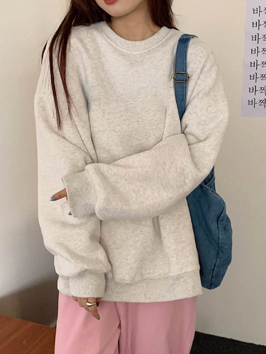Women's Oversized Light Gray Pullover Sweatshirt - Long Sleeve, Crew Neck, Loose Fit, Solid Color, Soft & Comfortable for Fall/Winter Casual Wear, Everyday Apparel | Oversized Sweatshirt | Soft Texture, Ladies Sweaters - Update Avenue 