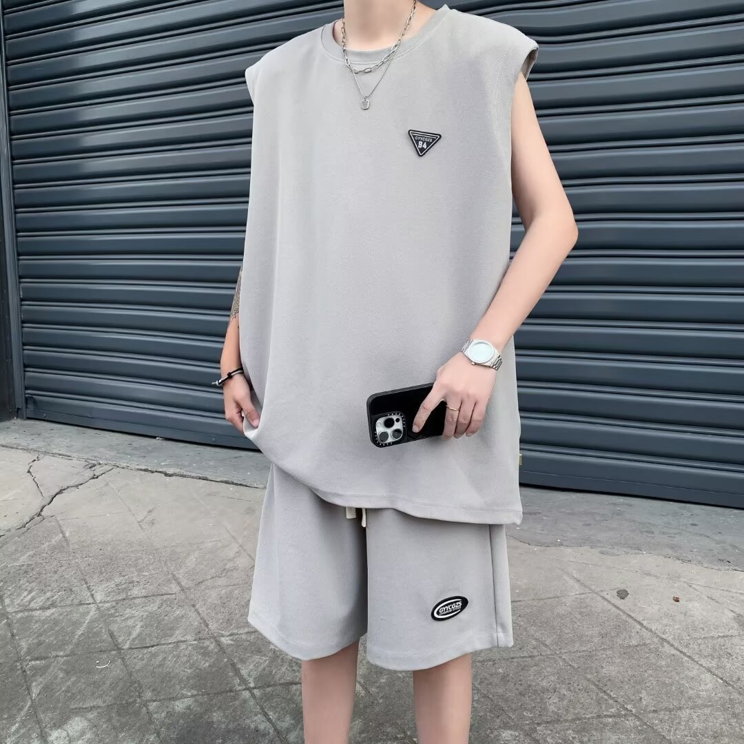 Men's Simple Casual Sports Top And Shorts Set
