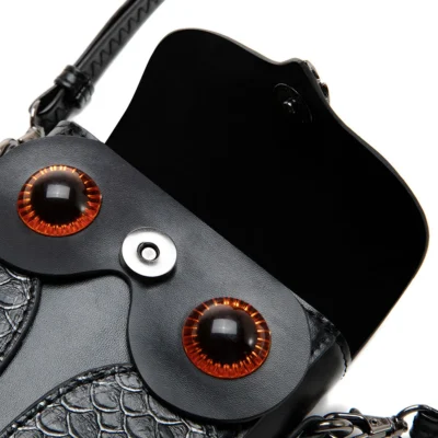 Chic Vintage Owl Shaped Women's Shoulder Bag PU Flip Women's Steampunk Owl Crossbody Small Bag with Adjustable Shoulder Strap