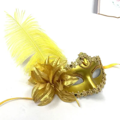 Venice Adult Masquerade Princess Mask Women Luxury Peacock Feathers Half Face Mask Party Performance Carnival Cosplay Costume