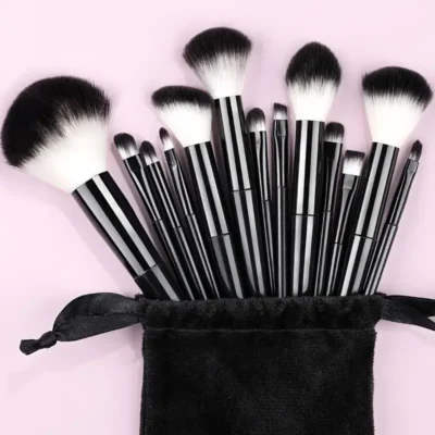 13Pcs Makeup Brushes Set Soft Fluffy Eye Shadow Highlighter Concealers Brush Blush Loose Powder Brush Blending Women Beauty Tool