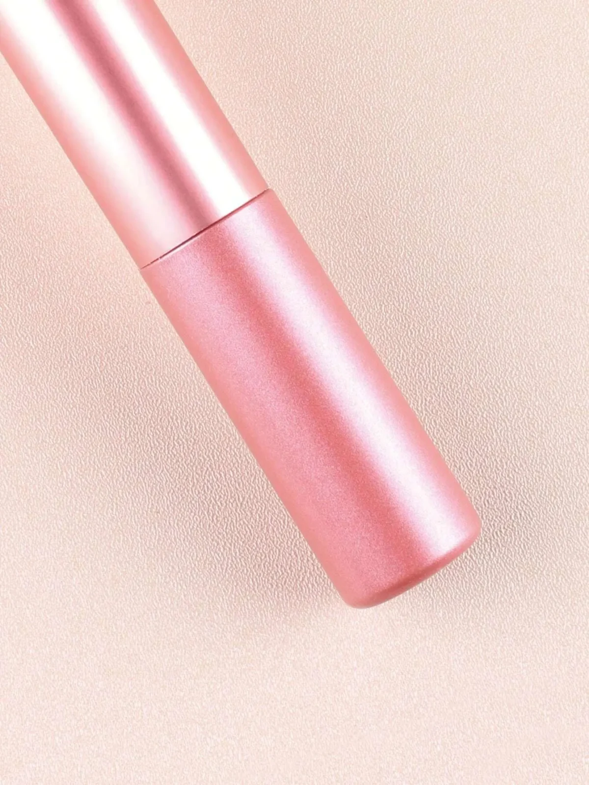 1pc Large Orange Contour Brush - Ideal For Cheeks, Forehead, Chin, Nose Blending And Defining Contours, Perfect For Liquid Found