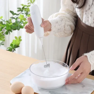 1PC Battery Model Handheld Egg Beater Froth Mixer Kitchen Automatic Coffee Milk Foaming Mixer Kitchen Whisk Tools