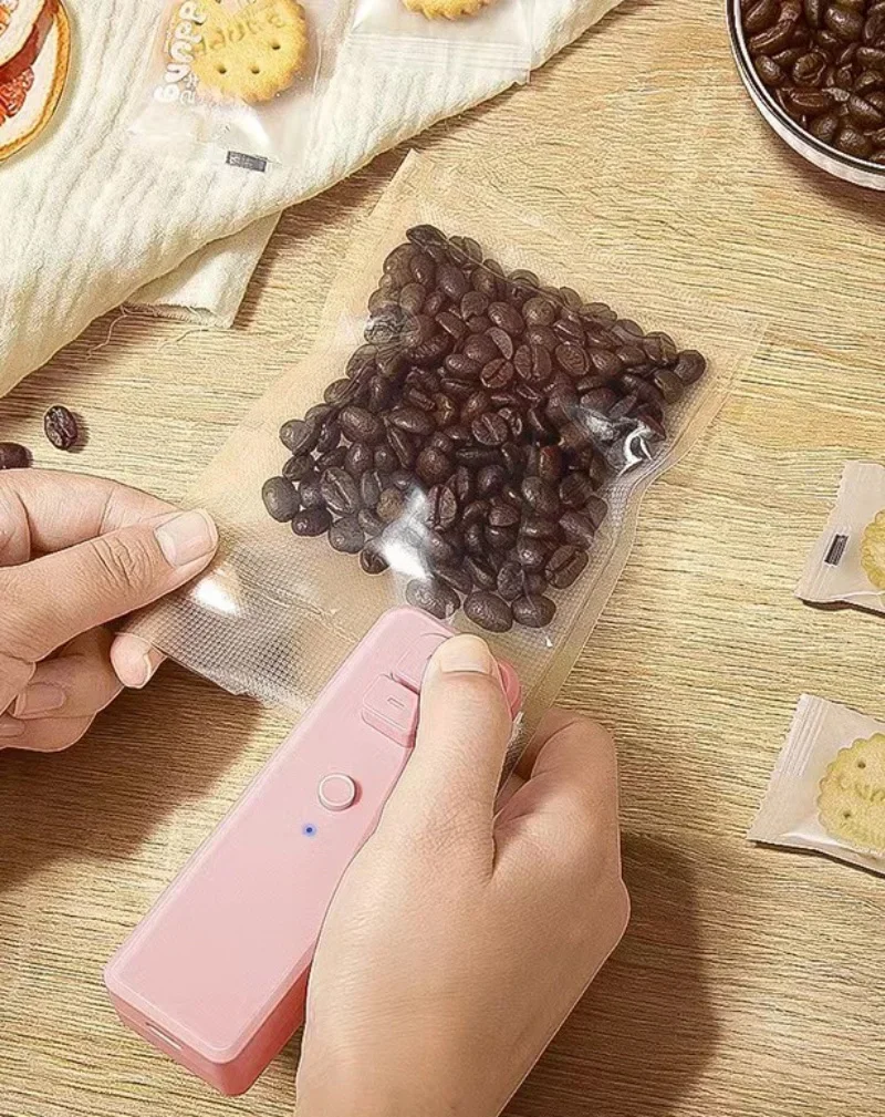 Portable Food Bag Sealing Machine Usb Rechargeable Household Vacuum Kaifeng Integrated Integrated Snack Sealer Kitchen Tools