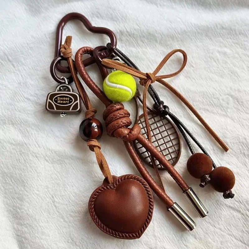 Vintage Brown Leather Bow Heart Pendant Fashion Tennis Keychain Braided Lanyard Key Ring Suitable for Women Bag Pendant