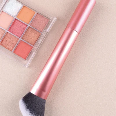 1pc Large Orange Contour Brush - Ideal For Cheeks, Forehead, Chin, Nose Blending And Defining Contours, Perfect For Liquid Found