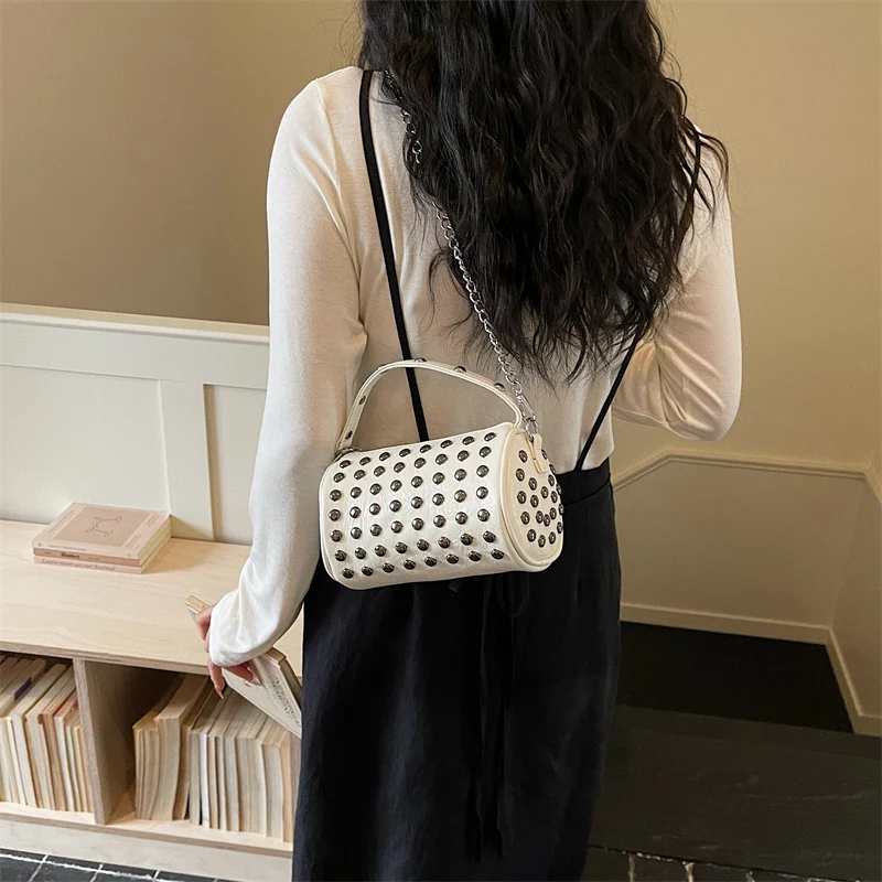 Retro Rivet Crossbody Bag For Women 2026 Boho Clutch Bag Black Handbag Lady Girls Shoulder Phone Purse Small Round Bag Black
