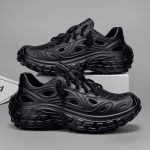 Summer Outdoor Non-slip Sandals Men's Thick-soled Poop Feeling Couple Hole Shoes Covered Heel Slippers