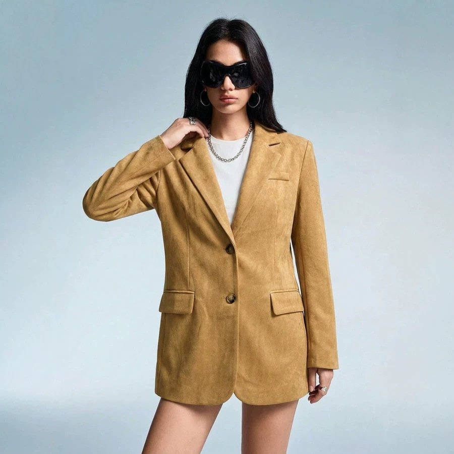8fa44732-4e3a-431c-8e78-0ff89abbc93f.jpg A Stylish Versatile Suede-blend Blazer