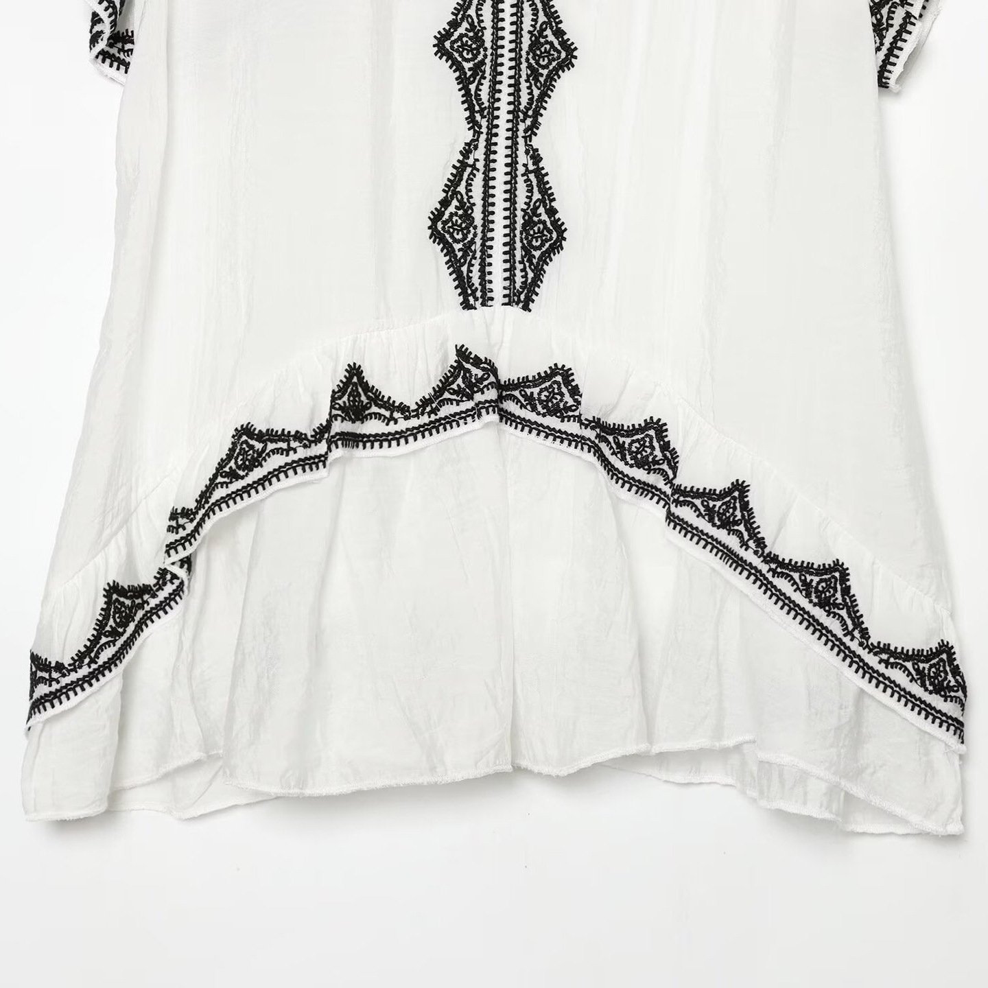 Summer New Arrival Asymmetrical Hem Sleeveless Top - Image 4