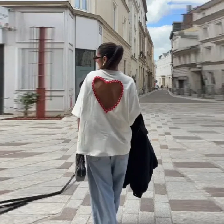 S1af7a08671cf46bf82a8149cca430f769.webp Y2k Style White Oversized T Shirt Women Fashion Backless Heart Cutout Red Trim Half Sleeve Tops Summer Casual Streetwear Outfits