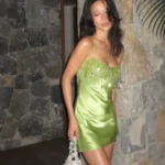 Sa8d5996daaed413d8c3e816ccd570753b.webp Chic High End Sequin Tassel Satin Dress Women's Elegant Straps Low Neck Mini Vistidos 2026 Stylish Back Zipper Beach Party Gown