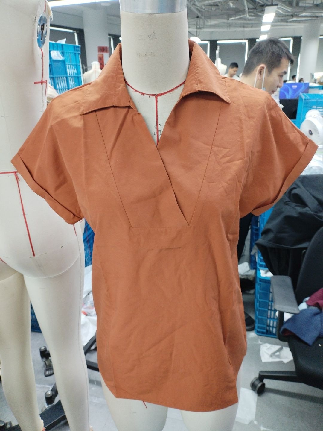 Womens Solid-color Loose-fit Casual Short-sleeve Lapel Top - Image 5
