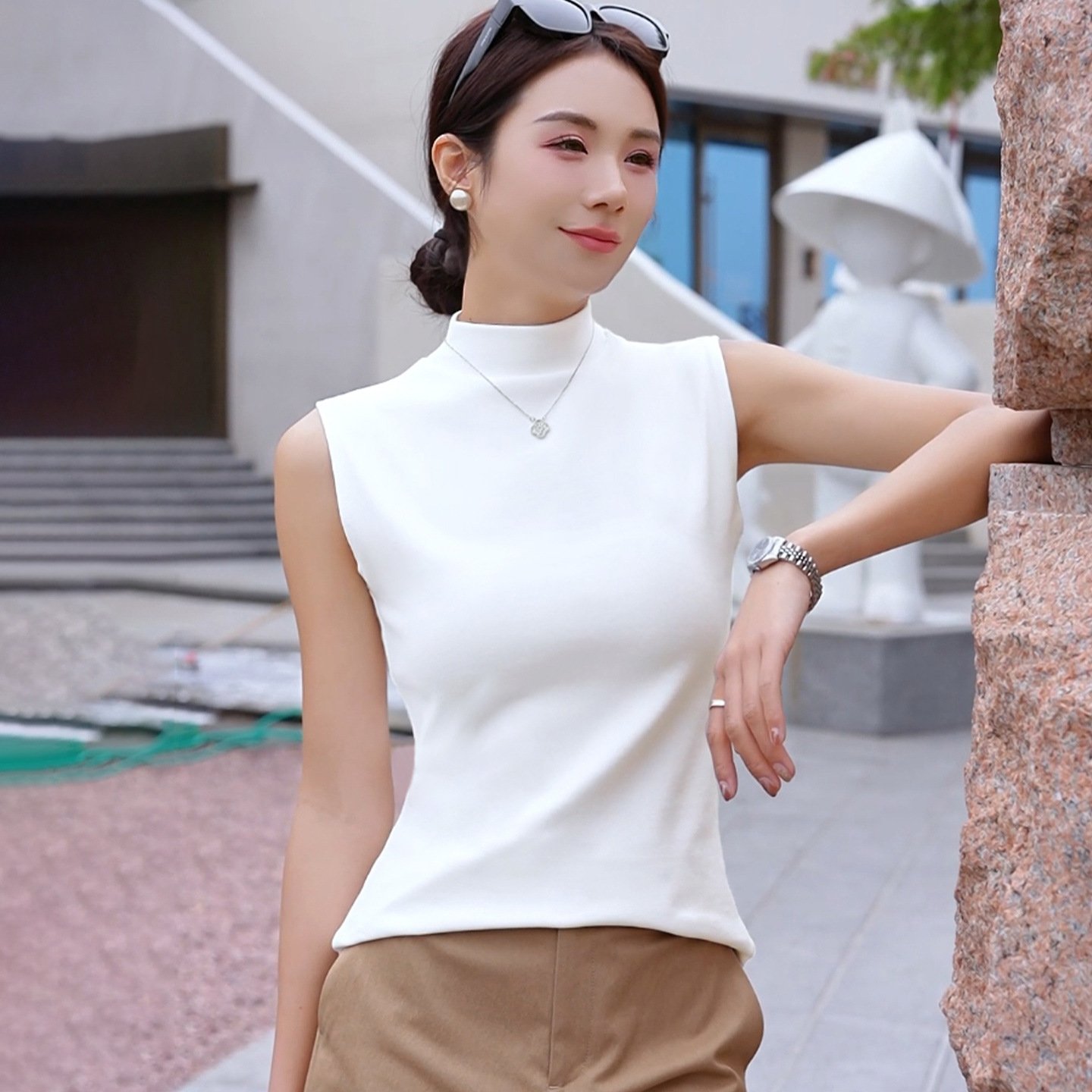 Womens Half-Neck Thickened Thermal Vest - Image 3